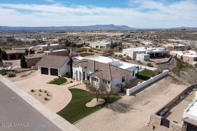 2135 Sedona Hills Parkway, Las Cruces, NM 88011