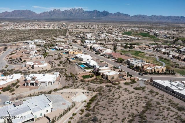 2135 Sedona Hills Parkway, Las Cruces, NM 88011