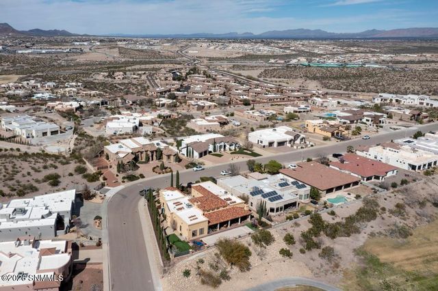 2135 Sedona Hills Parkway, Las Cruces, NM 88011