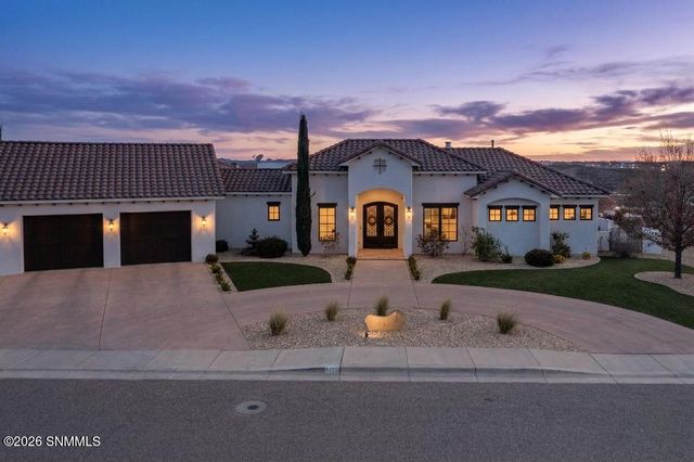 2135 Sedona Hills Parkway, Las Cruces, NM 88011