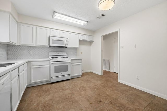 4134 Arapajo Street, Baytown, TX 77521