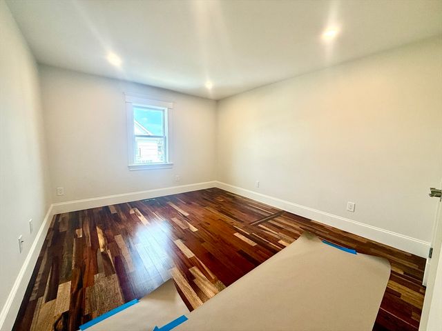 100 Dartmouth 1, Medford, MA 02155