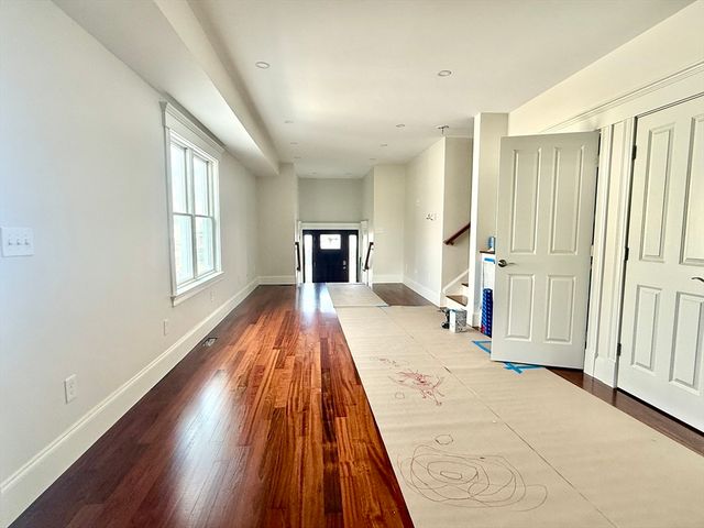 100 Dartmouth 1, Medford, MA 02155