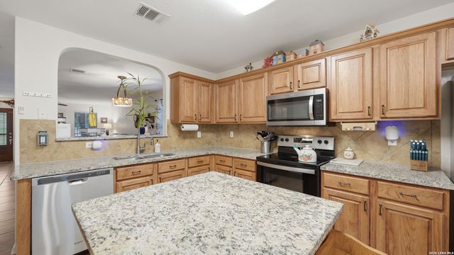 2909 Ashwood Rd, Schertz, TX 78108