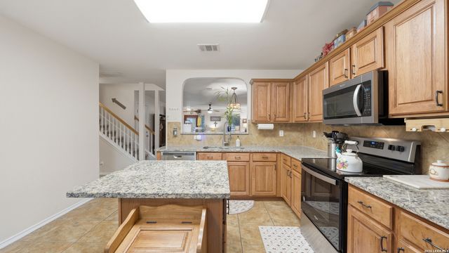 2909 Ashwood Rd, Schertz, TX 78108