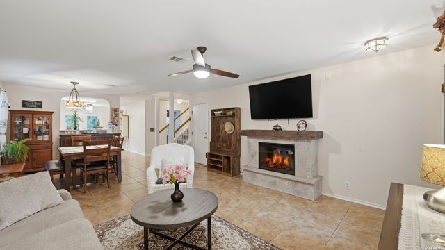 2909 Ashwood Rd, Schertz, TX 78108