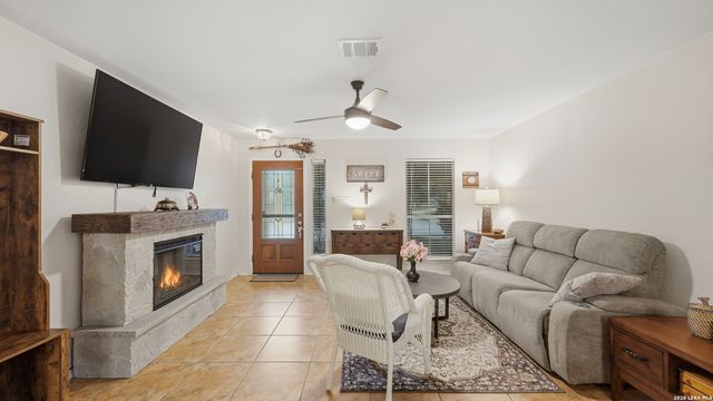 2909 Ashwood Rd, Schertz, TX 78108