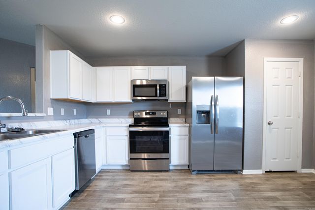 30 Summer Breeze Road, Conway, AR 72032