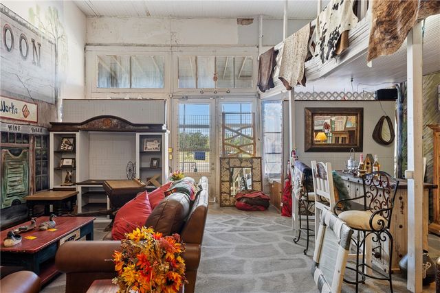 404 Main, Calvert, TX 77837