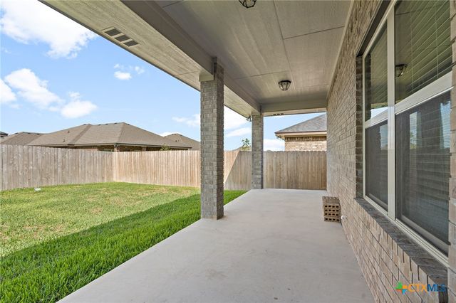 604 Dred Roger Circle, Killeen, TX 76542