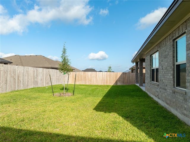 604 Dred Roger Circle, Killeen, TX 76542