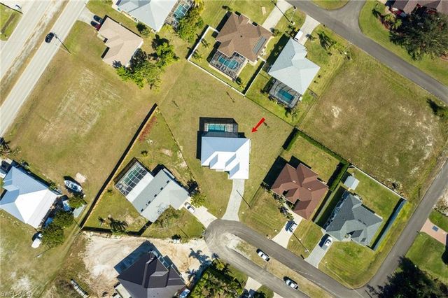 11 SW 18th PL, Cape Coral, FL 33991