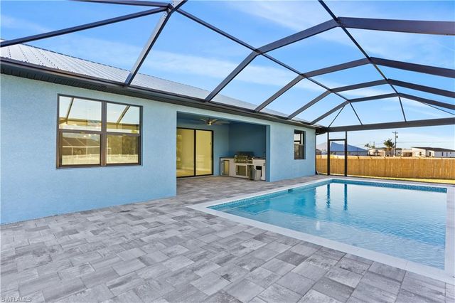 11 SW 18th PL, Cape Coral, FL 33991