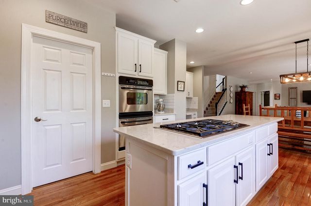 16555 CHESTNUT OVERLOOK DR, Purcellville, VA 20132