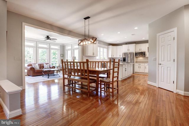 16555 CHESTNUT OVERLOOK DR, Purcellville, VA 20132