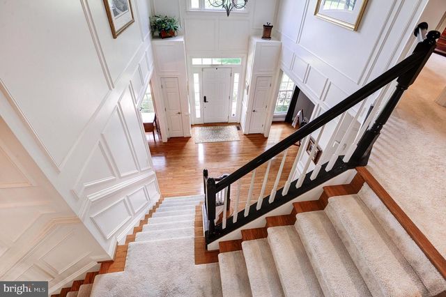 16555 CHESTNUT OVERLOOK DR, Purcellville, VA 20132