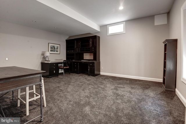 16555 CHESTNUT OVERLOOK DR, Purcellville, VA 20132