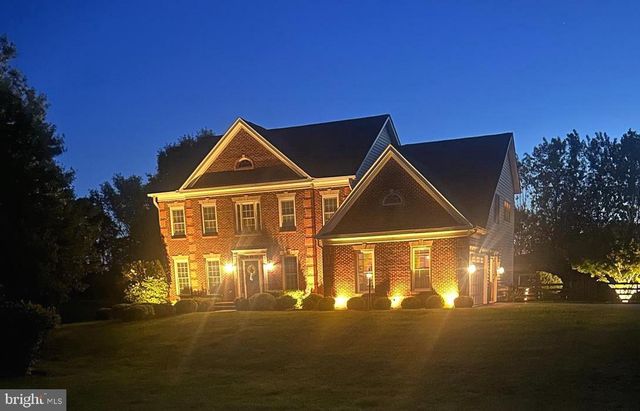 16555 CHESTNUT OVERLOOK DR, Purcellville, VA 20132