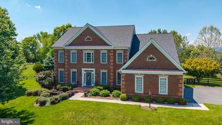 16555 CHESTNUT OVERLOOK DR, Purcellville, VA 20132