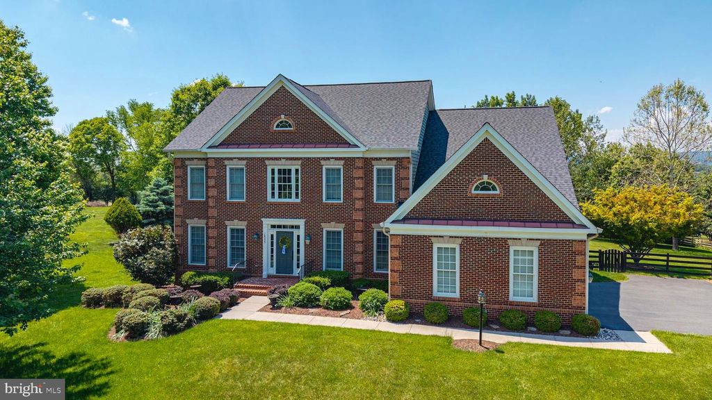 16555 CHESTNUT OVERLOOK DR, Purcellville, VA 20132