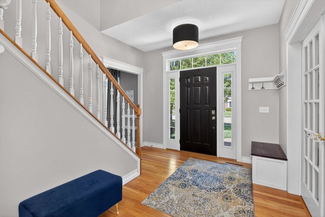 2611 Heather Glen Circle, Bettendorf, IA 52722