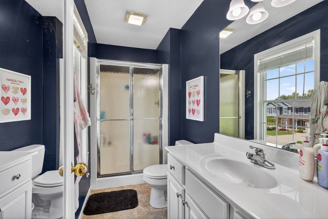 2611 Heather Glen Circle, Bettendorf, IA 52722