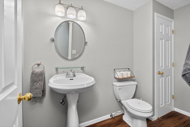 2611 Heather Glen Circle, Bettendorf, IA 52722