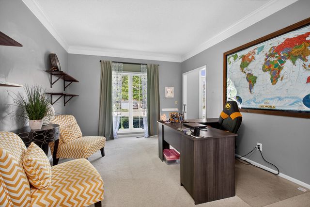 2611 Heather Glen Circle, Bettendorf, IA 52722