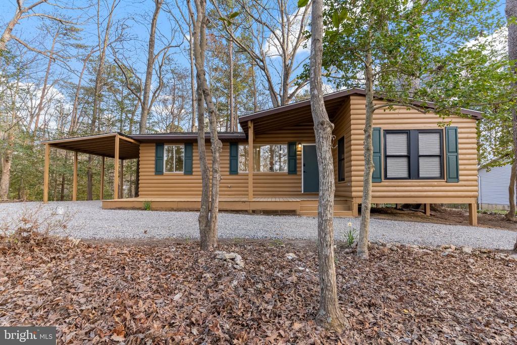 12403 RIDGE RD, Lusby, MD 20657