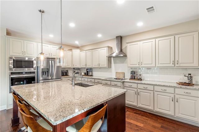 40 E Second Street, Newnan, GA 30263