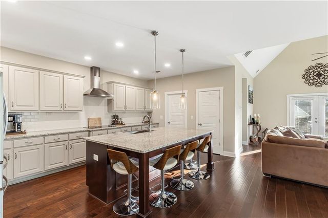 40 E Second Street, Newnan, GA 30263