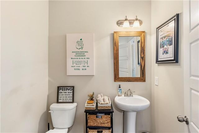 40 E Second Street, Newnan, GA 30263