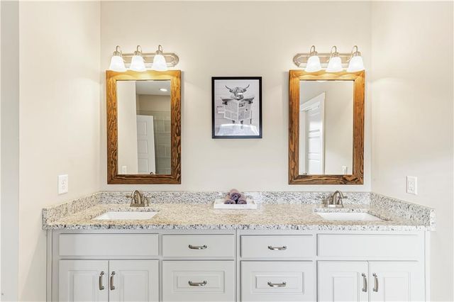 40 E Second Street, Newnan, GA 30263