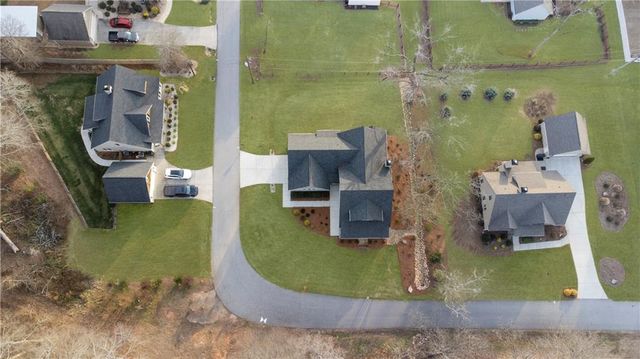 40 E Second Street, Newnan, GA 30263