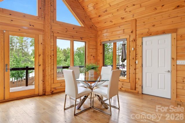 3097 W Moonlight Place, Morganton, NC 28655