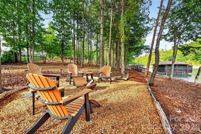 3097 W Moonlight Place, Morganton, NC 28655