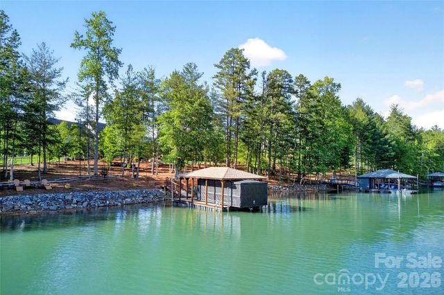 3097 W Moonlight Place, Morganton, NC 28655