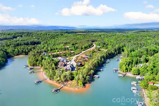 3097 W Moonlight Place, Morganton, NC 28655