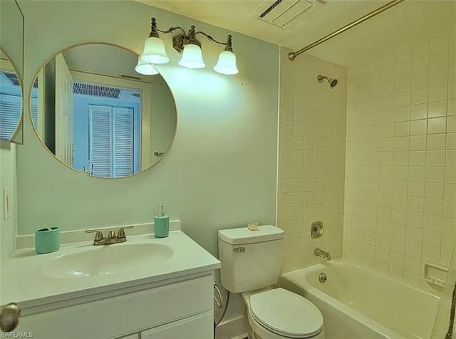 303 Wexford TER # 183, Venice, FL 34293