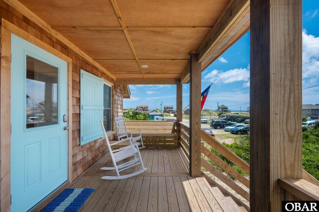 Image 2 of property listing at 104 E Soundside Road, Nags Head, NC 27959