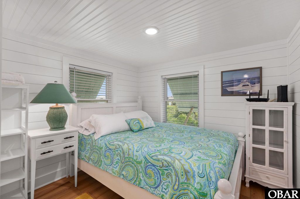 Image 13 of property listing at 104 E Soundside Road, Nags Head, NC 27959