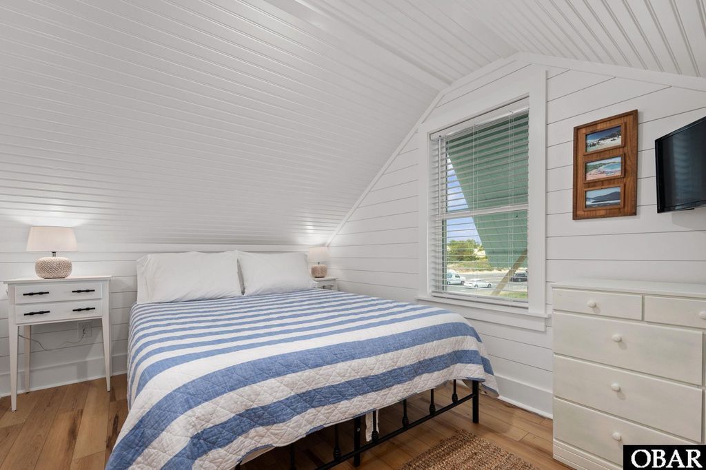 Image 14 of property listing at 104 E Soundside Road, Nags Head, NC 27959