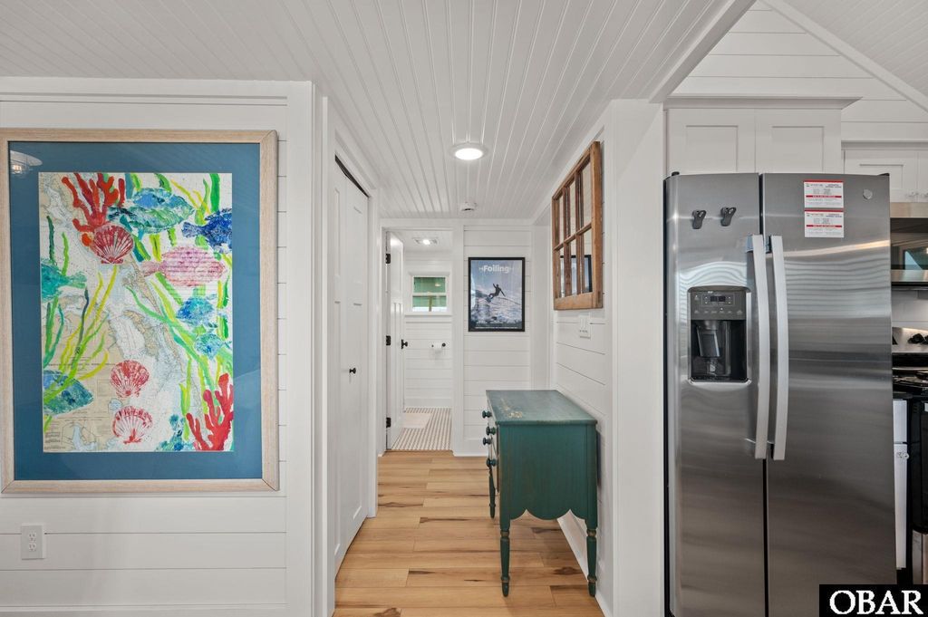 Image 8 of property listing at 104 E Soundside Road, Nags Head, NC 27959