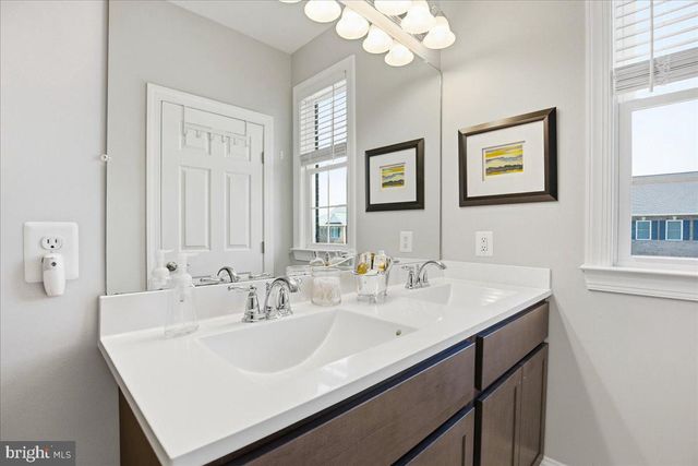 1032 RYE DR, La Plata, MD 20646