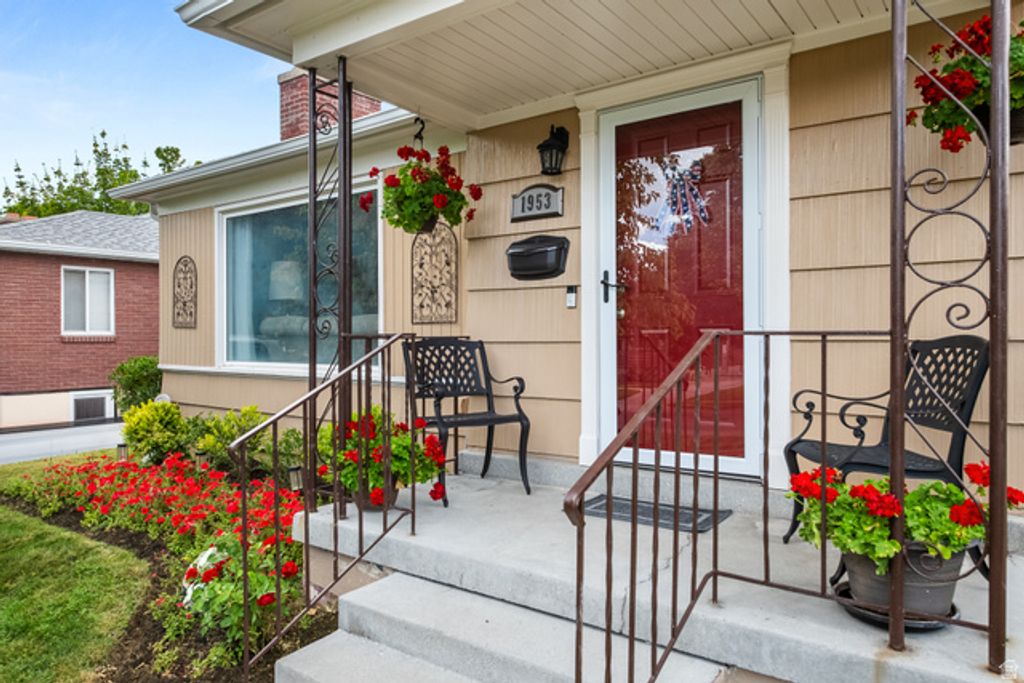 1953 E RAMONA AVE, Salt Lake City, UT 84108 — photo 2