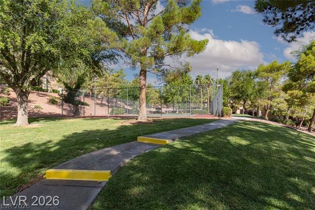 231 West Horizon Ridge Parkway 1126, Henderson, NV 89012