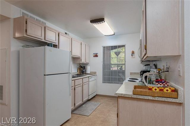 231 West Horizon Ridge Parkway 1126, Henderson, NV 89012