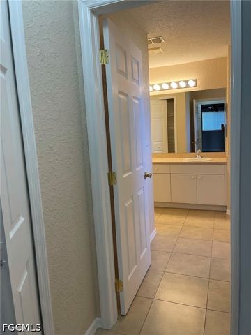 1835 NW 31st TER, Cape Coral, FL 33993