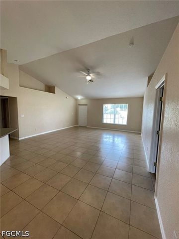 1835 NW 31st TER, Cape Coral, FL 33993