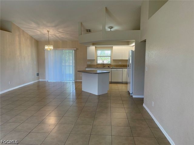 1835 NW 31st TER, Cape Coral, FL 33993